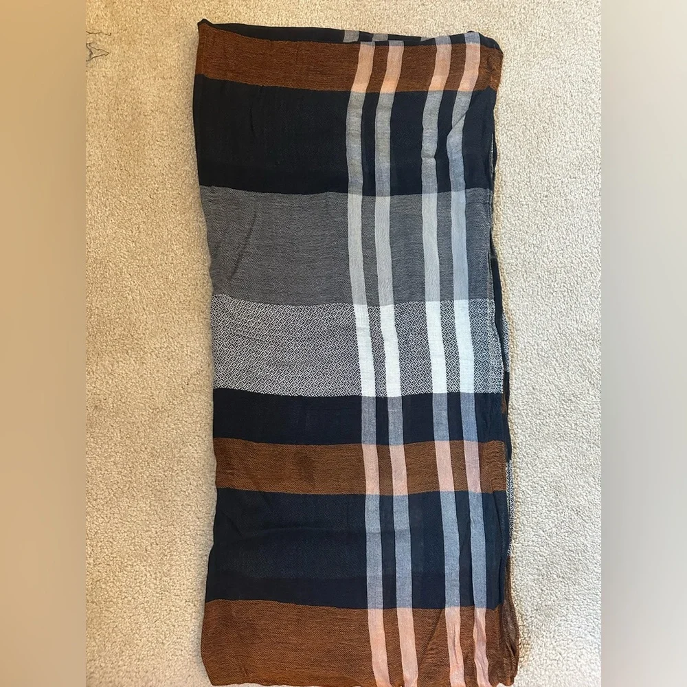 Loft Infinity Scarf - Picture 3 of 3